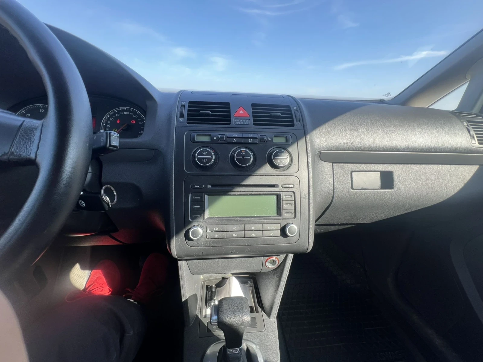 VW Touran 2.0 TDI - изображение 10