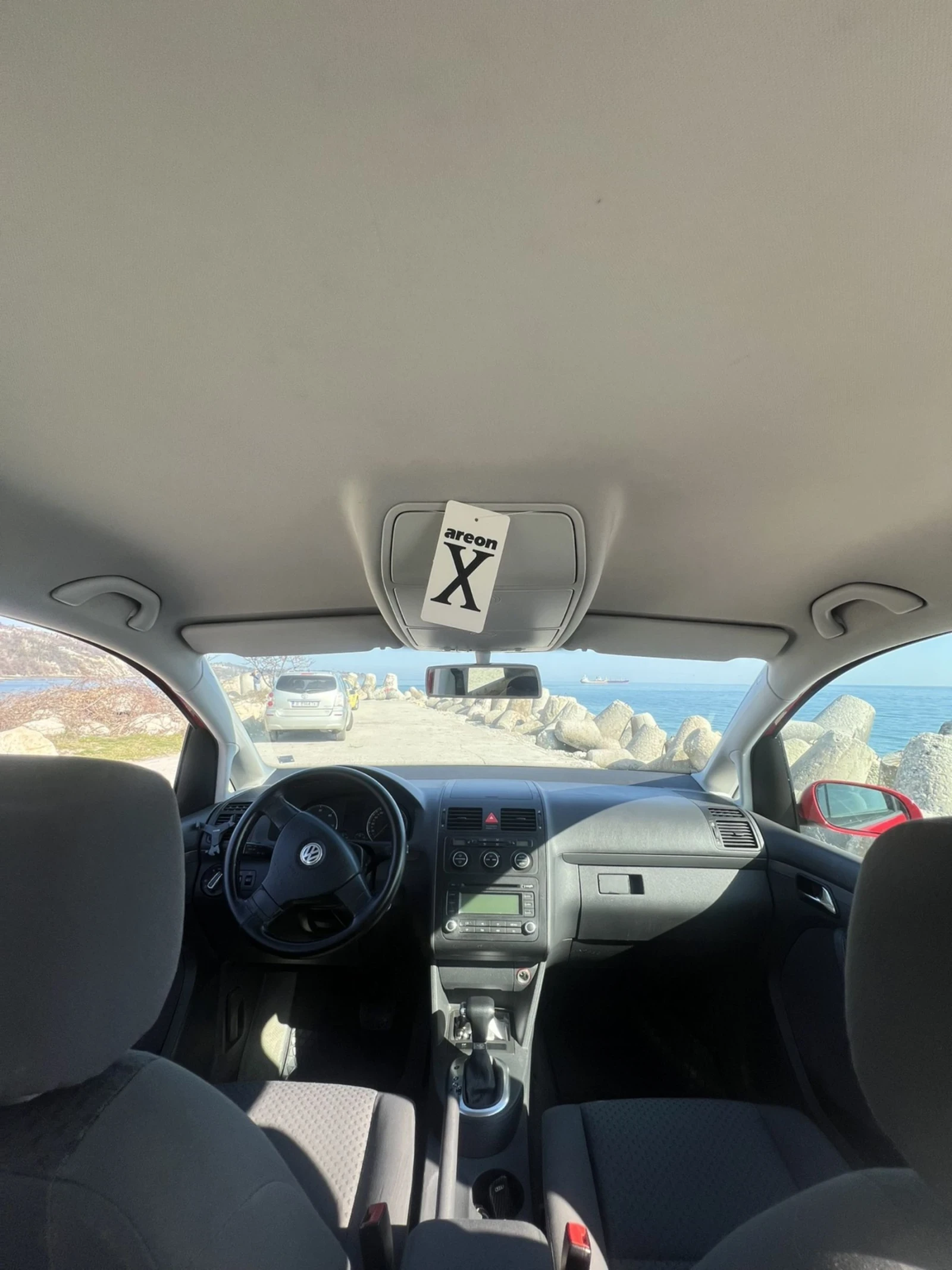 VW Touran 2.0 TDI - изображение 8