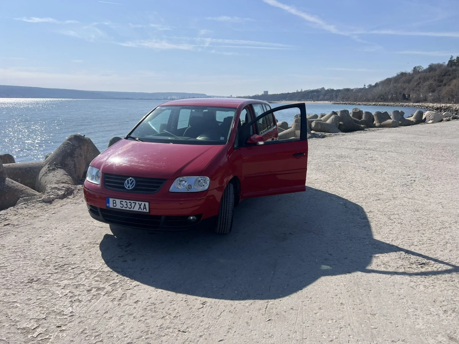 VW Touran 2.0 TDI - изображение 2
