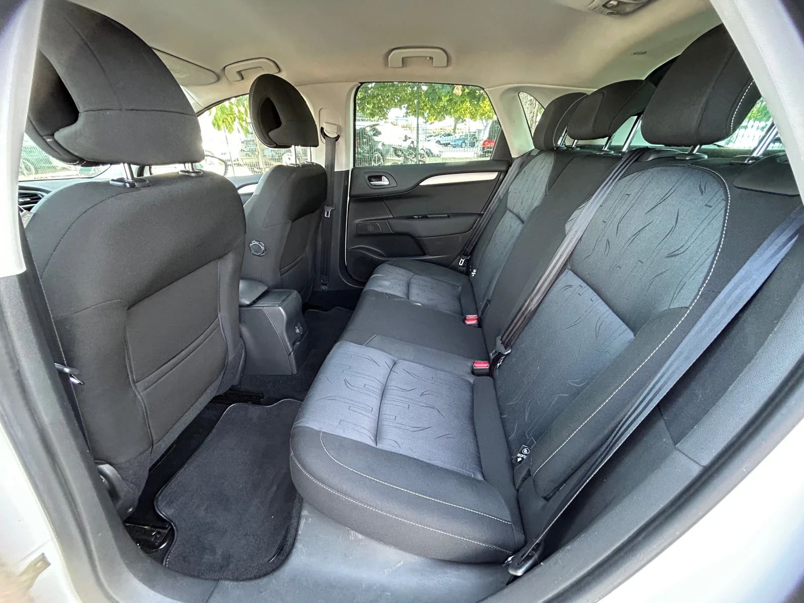 Citroen C4 1.6E-HDi/AUTOMATIC/112k.c./EURO 5 - изображение 10