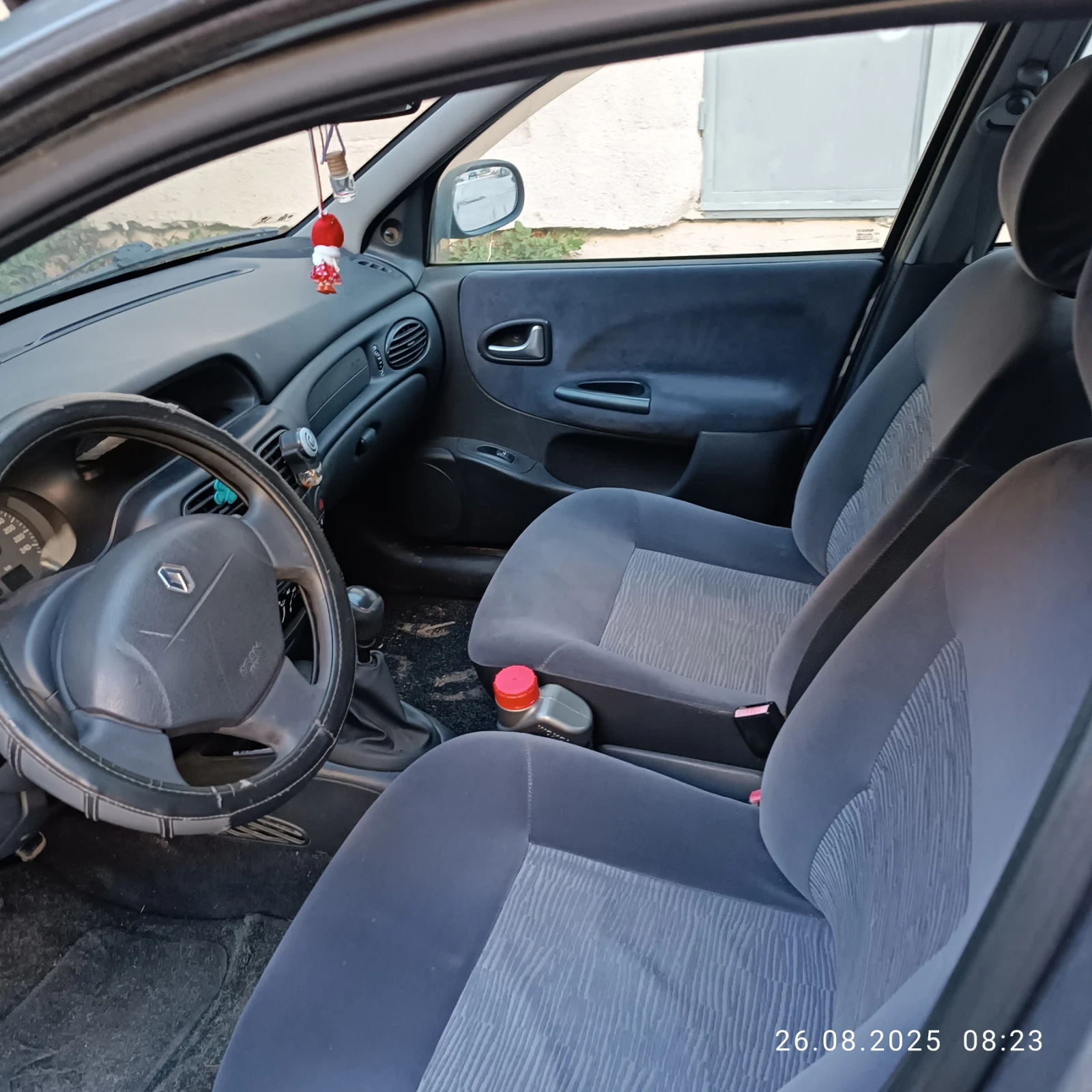 Renault Megane  - изображение 10
