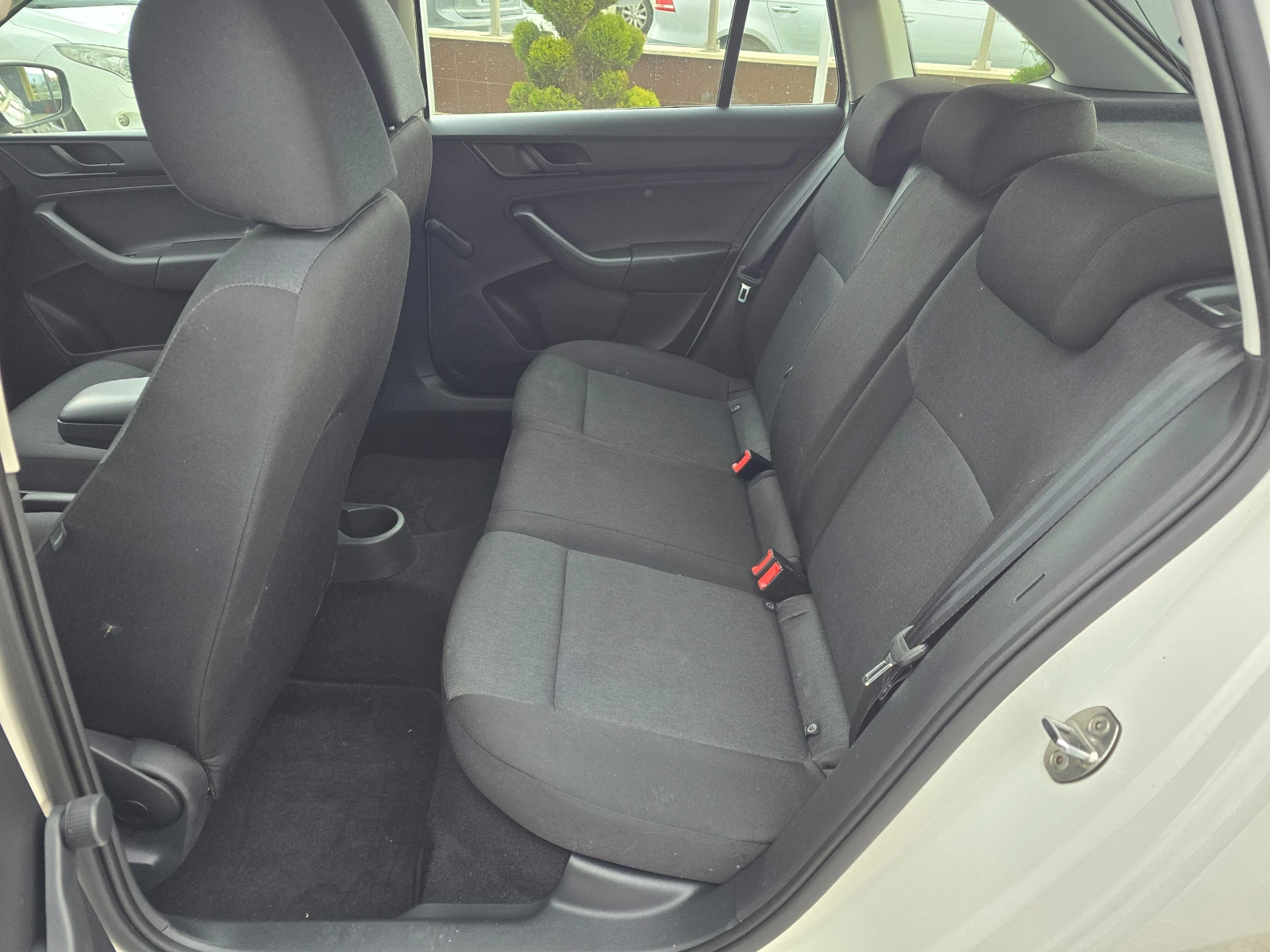 Skoda Rapid 1, 4TDI KLIMA | Mobile.bg � ����������� 14