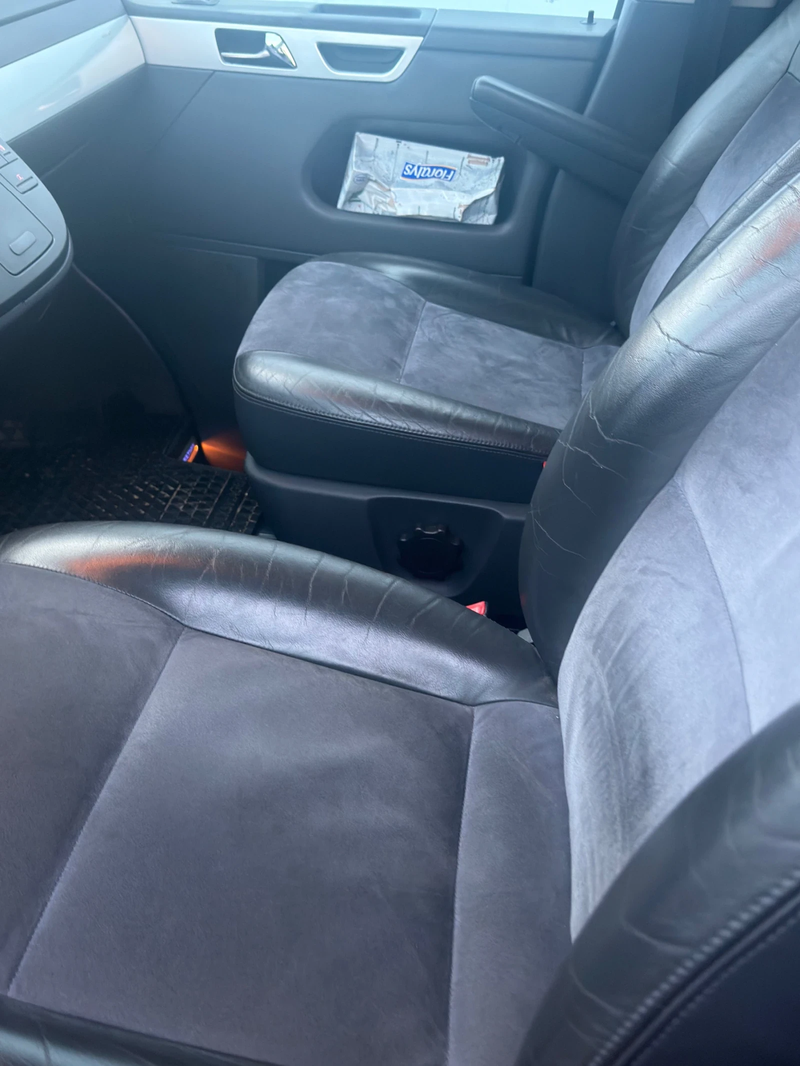 VW Multivan Дъла База 2.0TDI bi - изображение 10