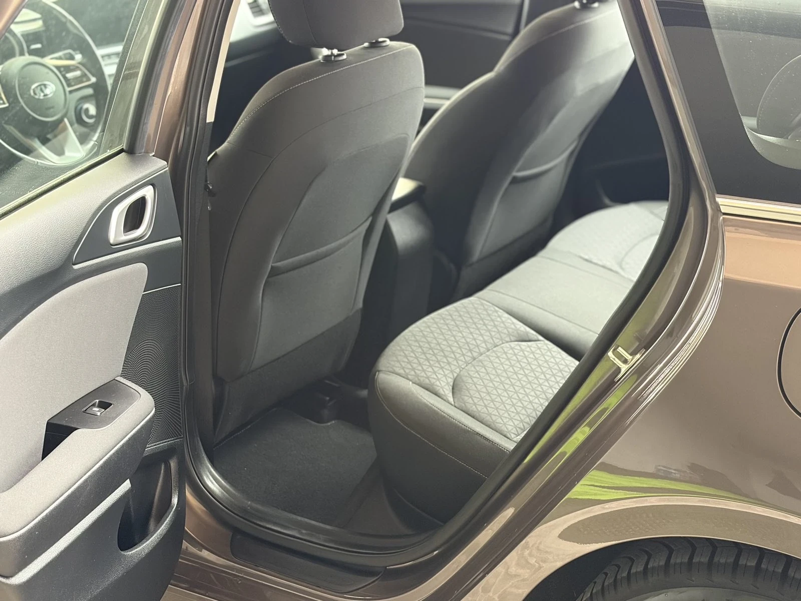 Kia Ceed, снимка 8 - Автомобили и джипове - 53758473