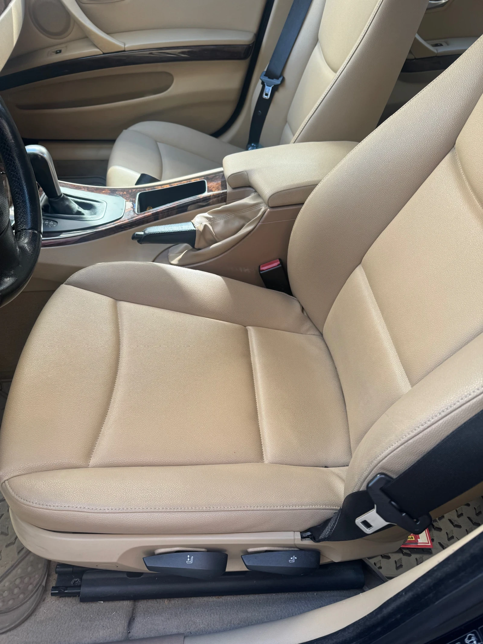 BMW 320, снимка 11 - Автомобили и джипове - 53868622