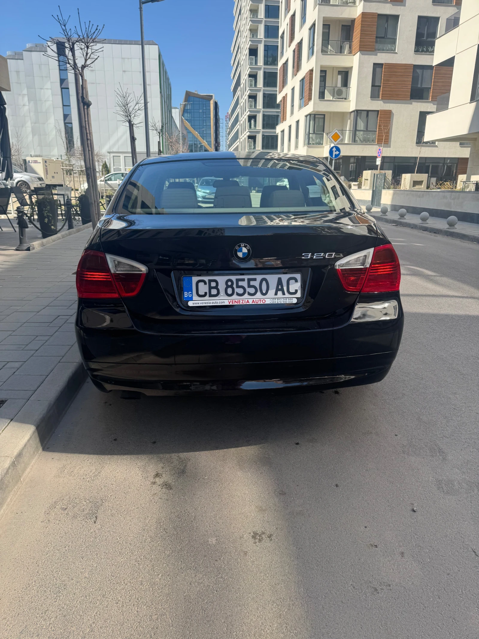 BMW 320, снимка 7 - Автомобили и джипове - 53868622