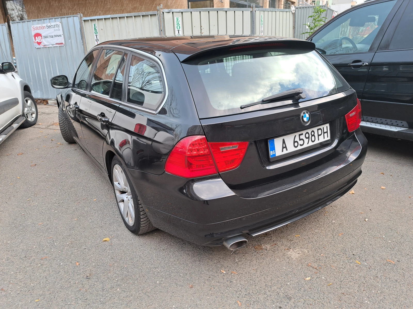BMW 318 автоматик, снимка 2 - Автомобили и джипове - 53907379