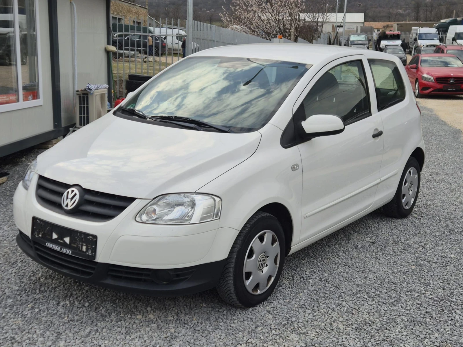 VW Fox 1.2b, снимка 3 - Автомобили и джипове - 53970545