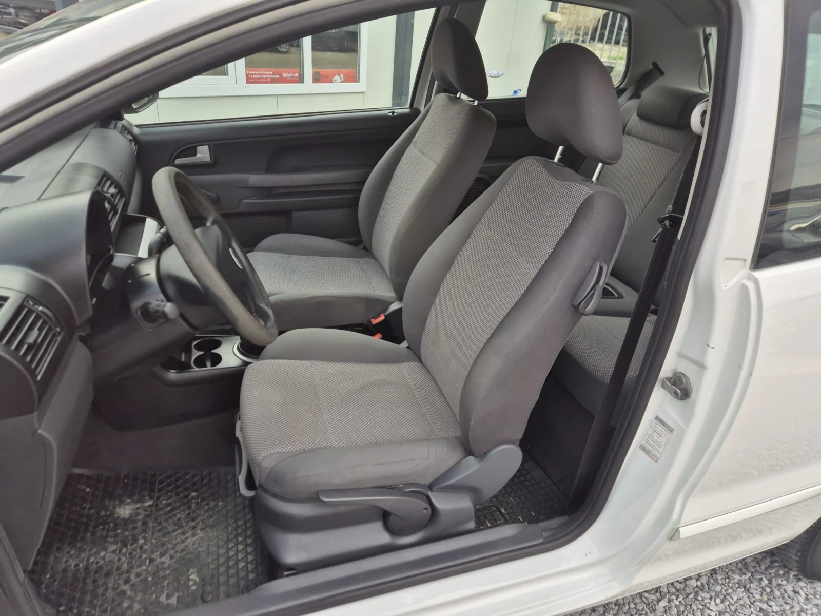 VW Fox 1.2b, снимка 9 - Автомобили и джипове - 53970545