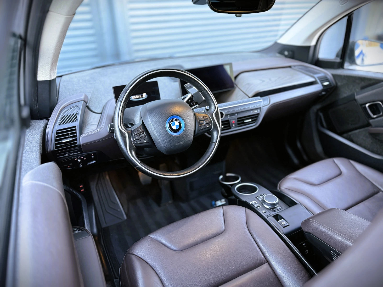 BMW i3 i3s 120ah * ГАРАНЦИЯ ДО 2029г* , снимка 8 - Автомобили и джипове - 54190018