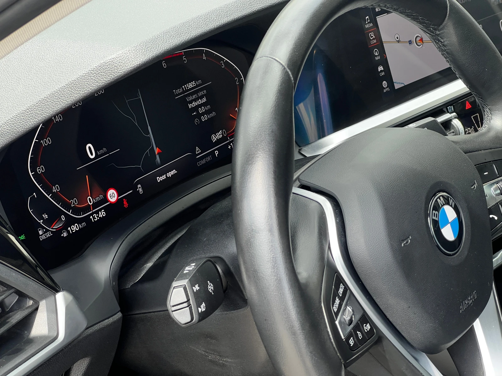 BMW 320 d xDrive, снимка 5 - Автомобили и джипове - 54205779