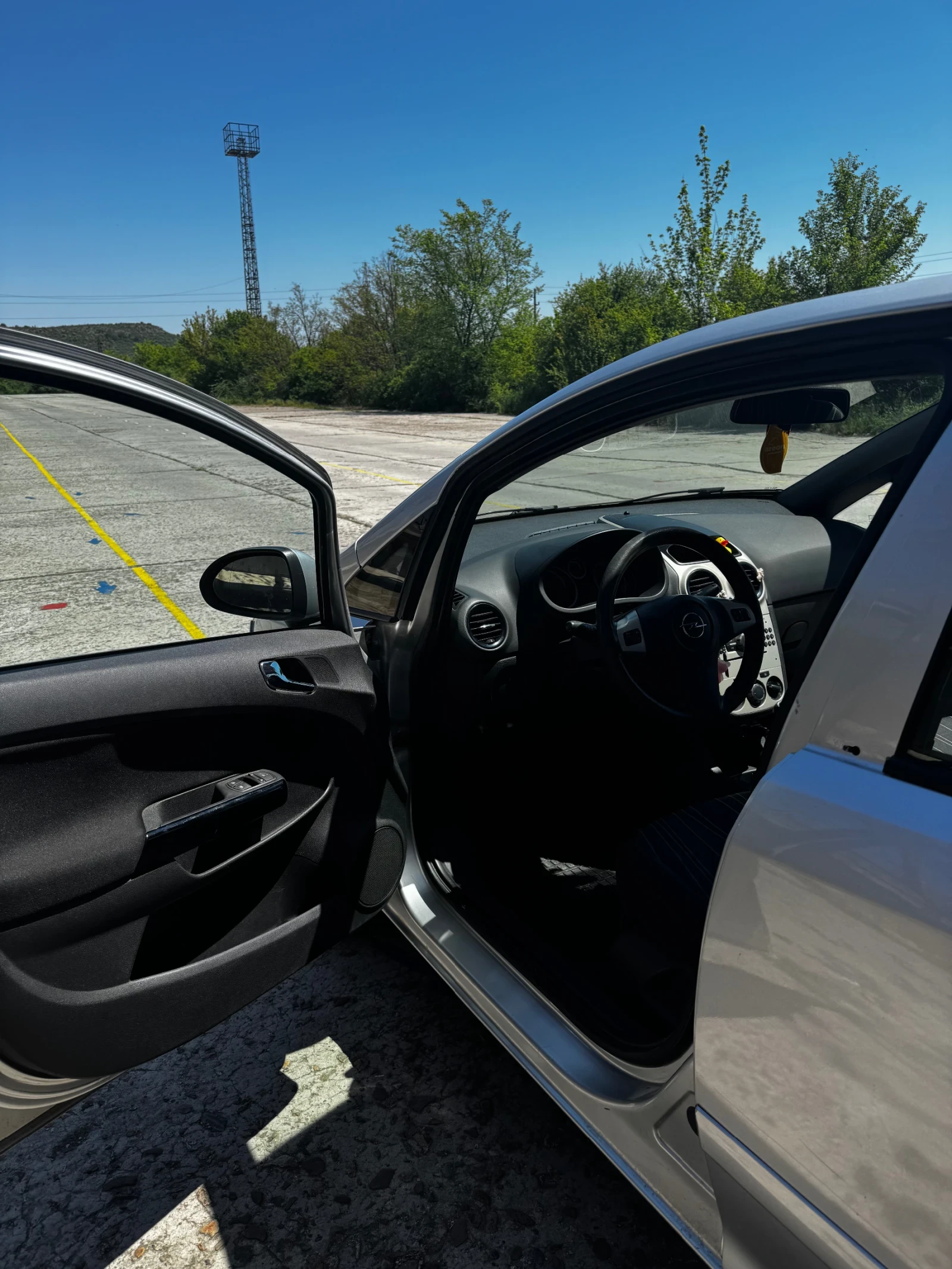 Opel Corsa, снимка 6 - Автомобили и джипове - 54443279