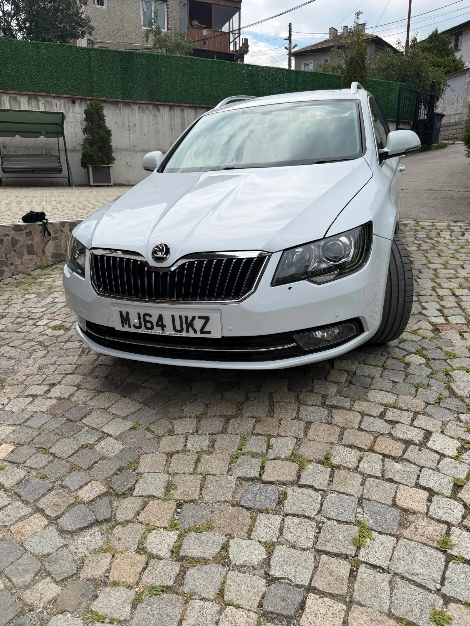 Skoda Superb Lauren&Kliment