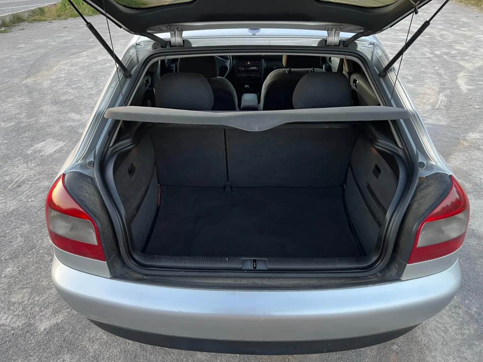 Audi A3 110 Alcantara, снимка 14 - Автомобили и джипове - 55010068