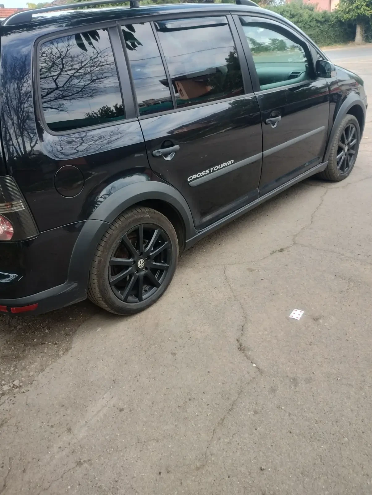 VW Touran, снимка 4 - Автомобили и джипове - 55079873