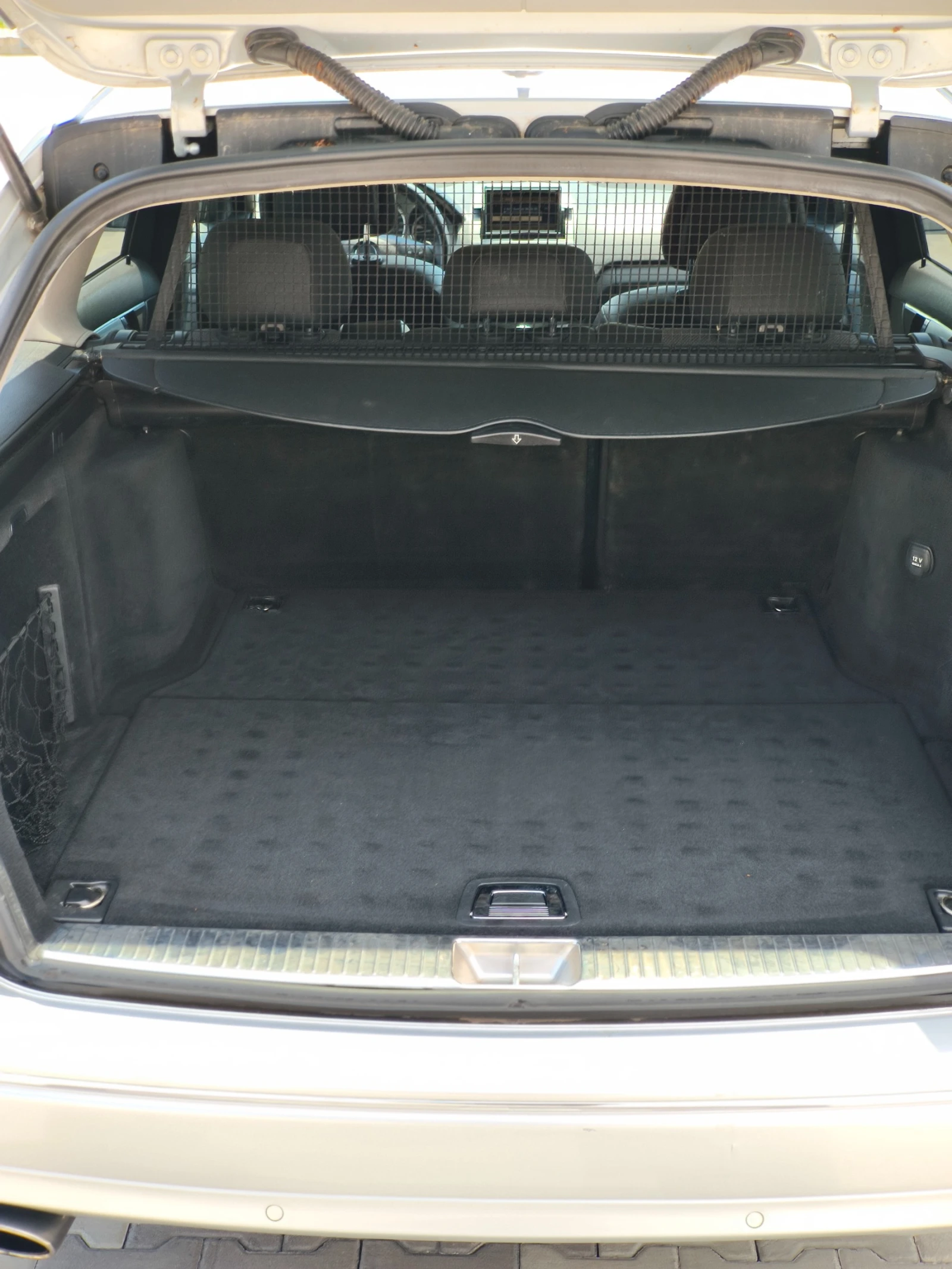 Mercedes-Benz C 220, снимка 16 - Автомобили и джипове - 55250526