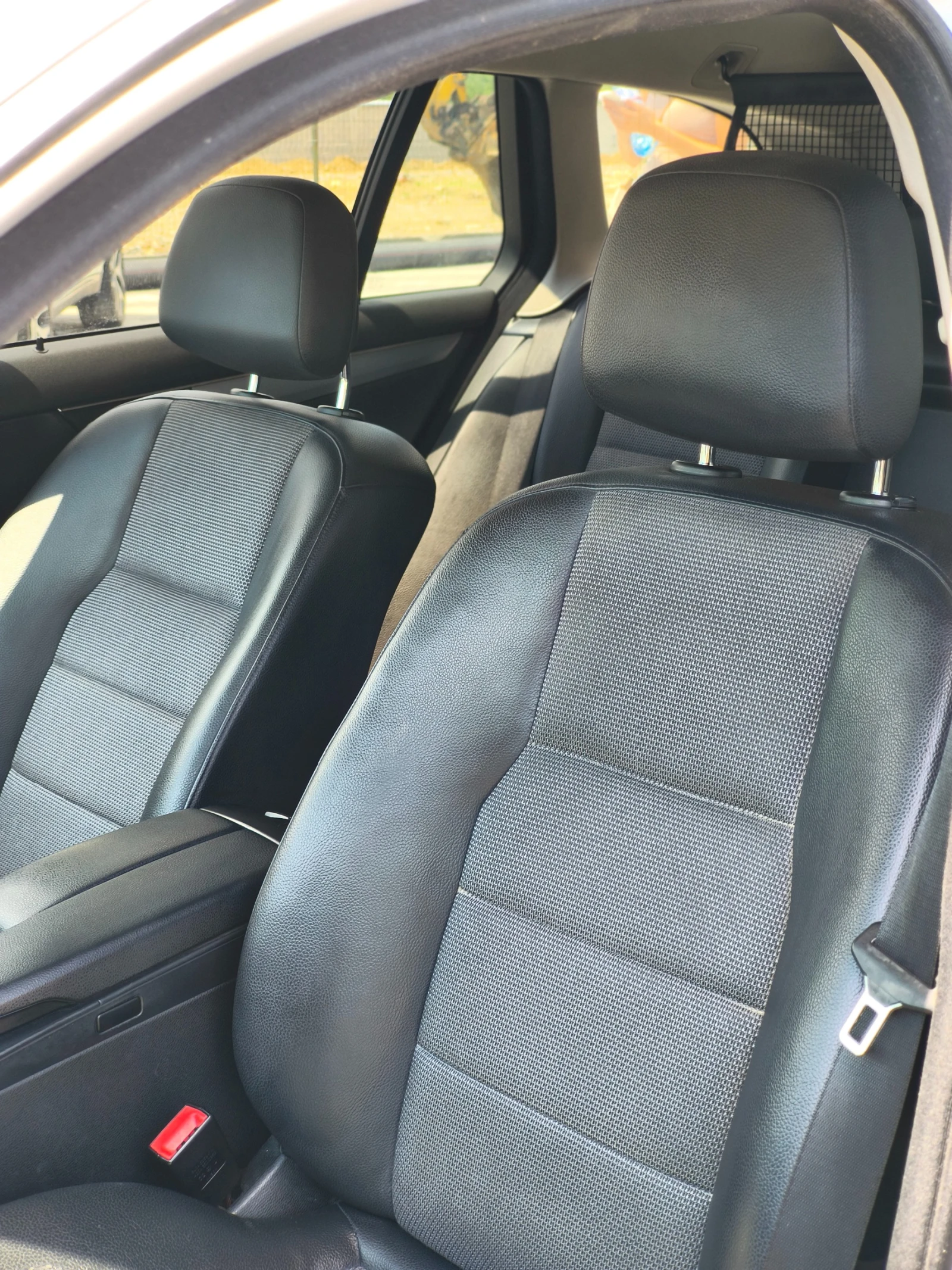 Mercedes-Benz C 220, снимка 10 - Автомобили и джипове - 55250526