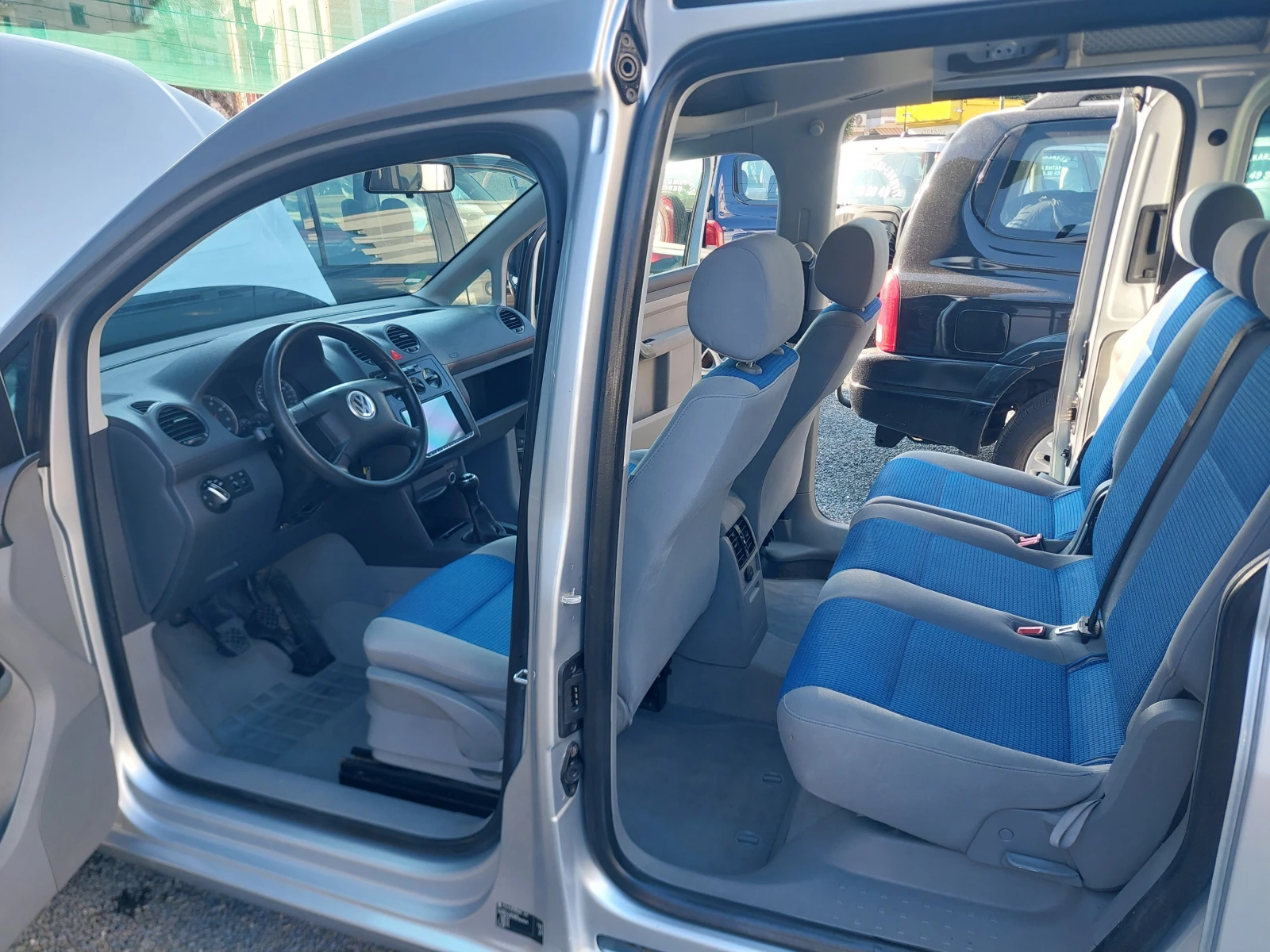 VW Caddy 7-Местен-Кади Лайф-1, 6i--ТОП СЪСТОЯНИЕ, снимка 7 - Автомобили и джипове - 55728915