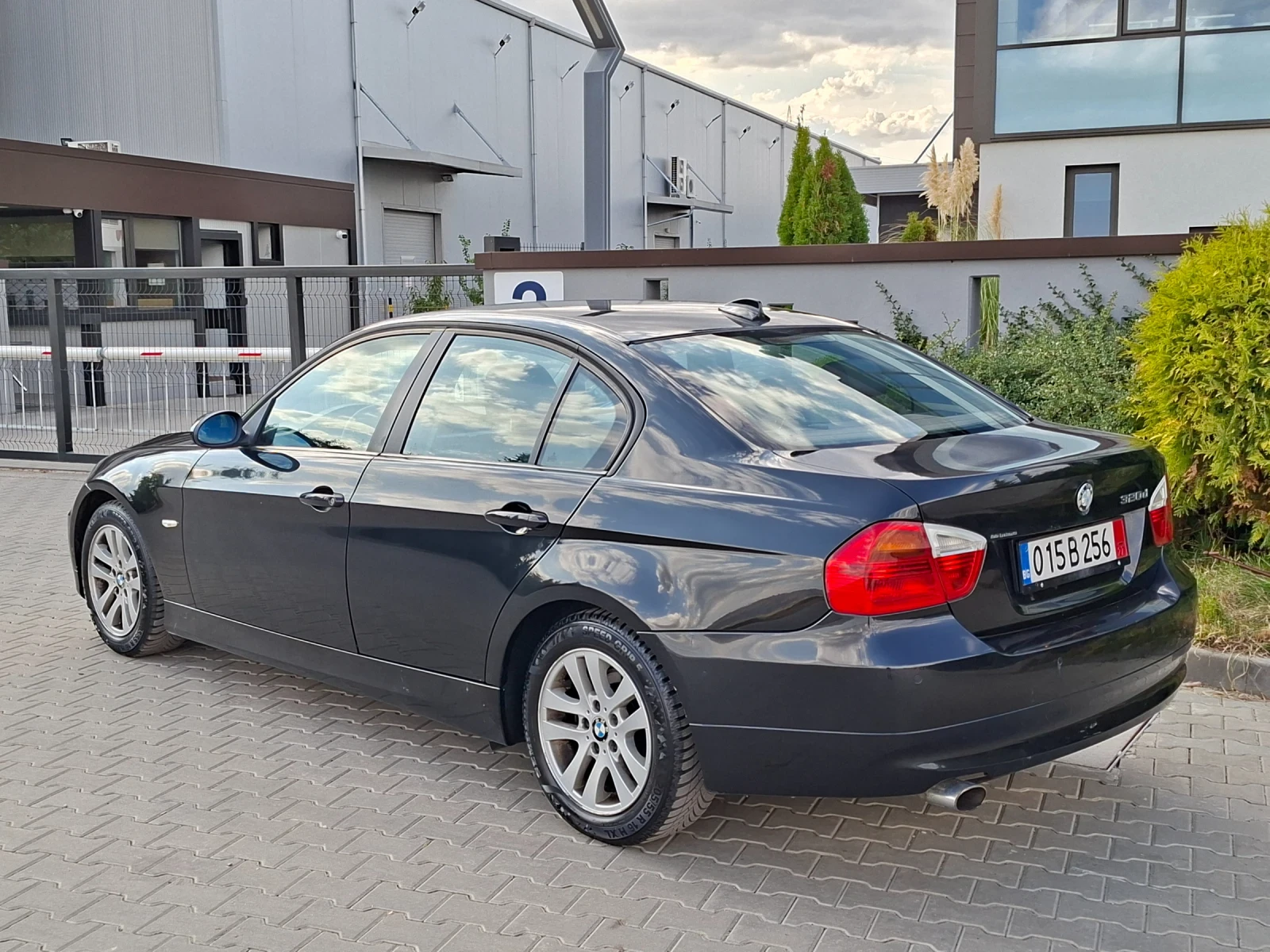 BMW 320 2.0D* (163��)* XENON* NAVI* HOB BHOC*  | Mobile.bg � ����������� 6
