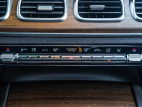 Mercedes-Benz GLE 350 de/4MATIC/320HP/AMG/PREMIUM/PANO/DIGI/AHK/CAM/352q, снимка 12