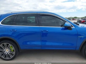 Porsche Cayenne E-HYBRID S    BOSE | Mobile.bg    7