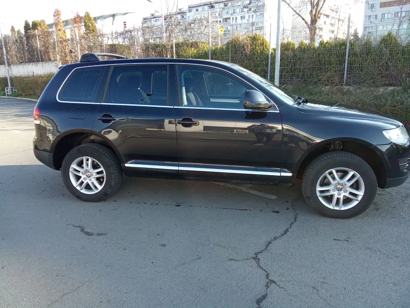 VW Touareg 2.5TDI, снимка 6 - Автомобили и джипове - 48072919