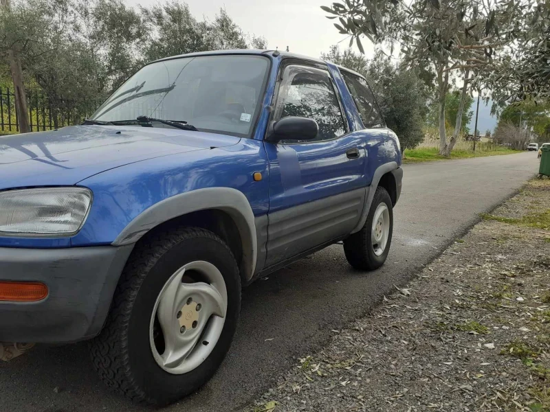 Toyota Rav4, снимка 3 - Автомобили и джипове - 47429593