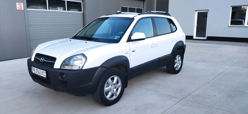 Hyundai Tucson 2000crdi, снимка 2 - Автомобили и джипове - 48272057