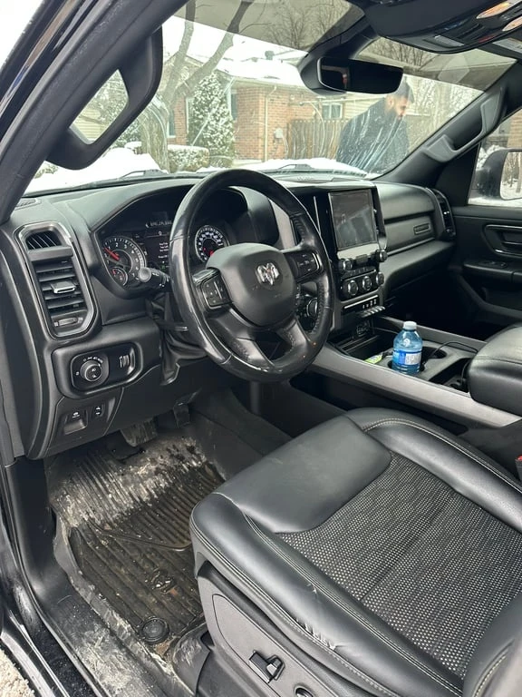 Dodge RAM 1500 * Big Horn * CARFAX * БЕЗ ПЪРВОНАЧАЛНА ВНОСКА, снимка 5 - Автомобили и джипове - 53191192