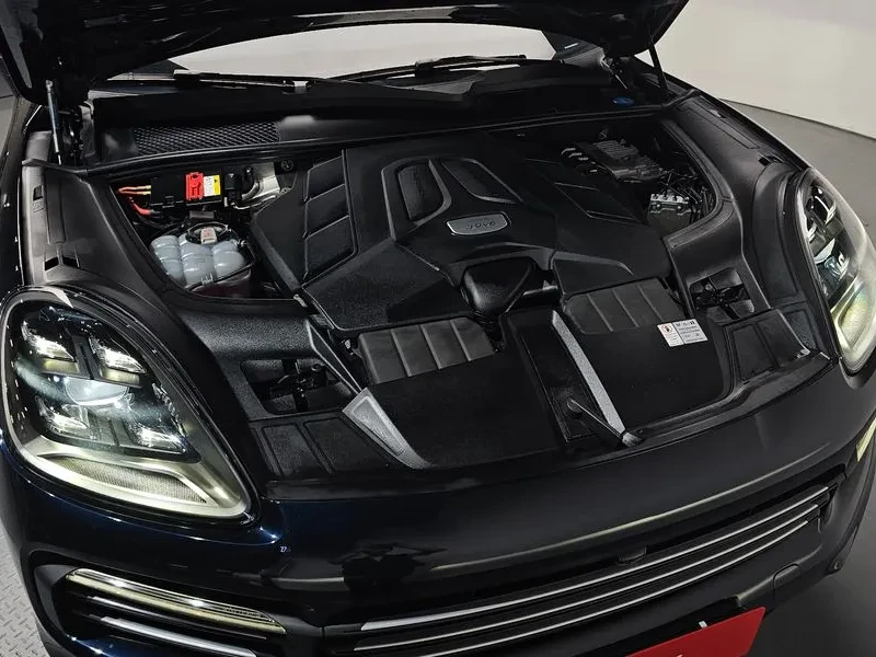 Porsche Cayenne 3.0, снимка 5 - Автомобили и джипове - 55000666
