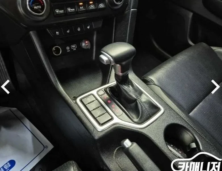 Kia Sportage 1.7 2Wd Noblesse, снимка 8 - Автомобили и джипове - 55717786