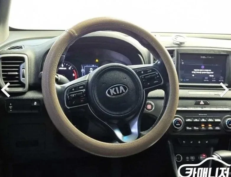 Kia Sportage 1.7 2Wd Noblesse, снимка 9 - Автомобили и джипове - 55717786