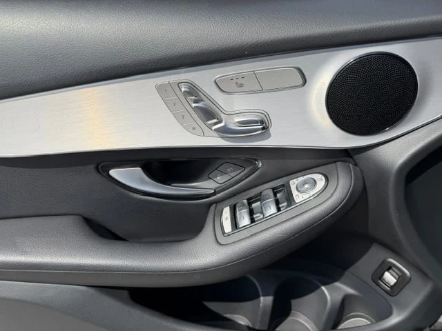 Mercedes-Benz GLC 300 2021 | 2.0 Turbo | 255 к.с. | AWD | 94 854 км, снимка 9 - Автомобили и джипове - 55960278