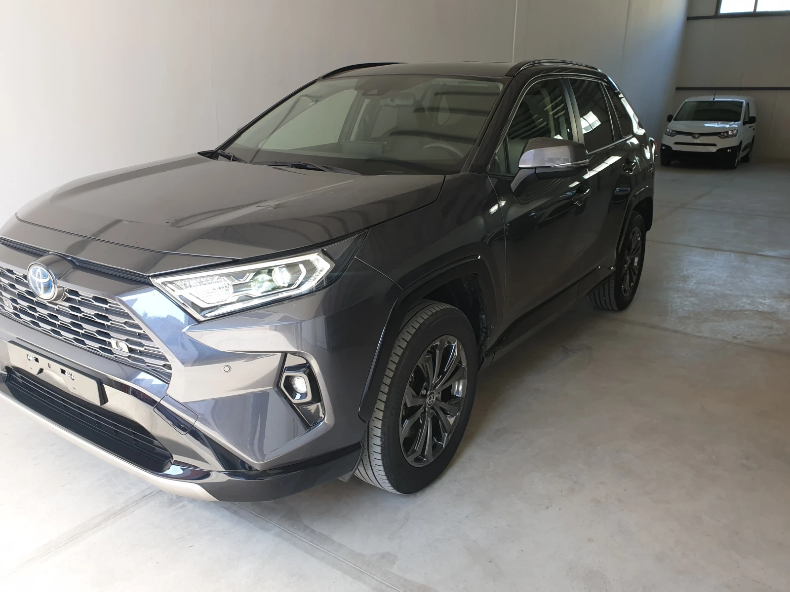 Toyota Rav4 2022/43747 км - изображение 3