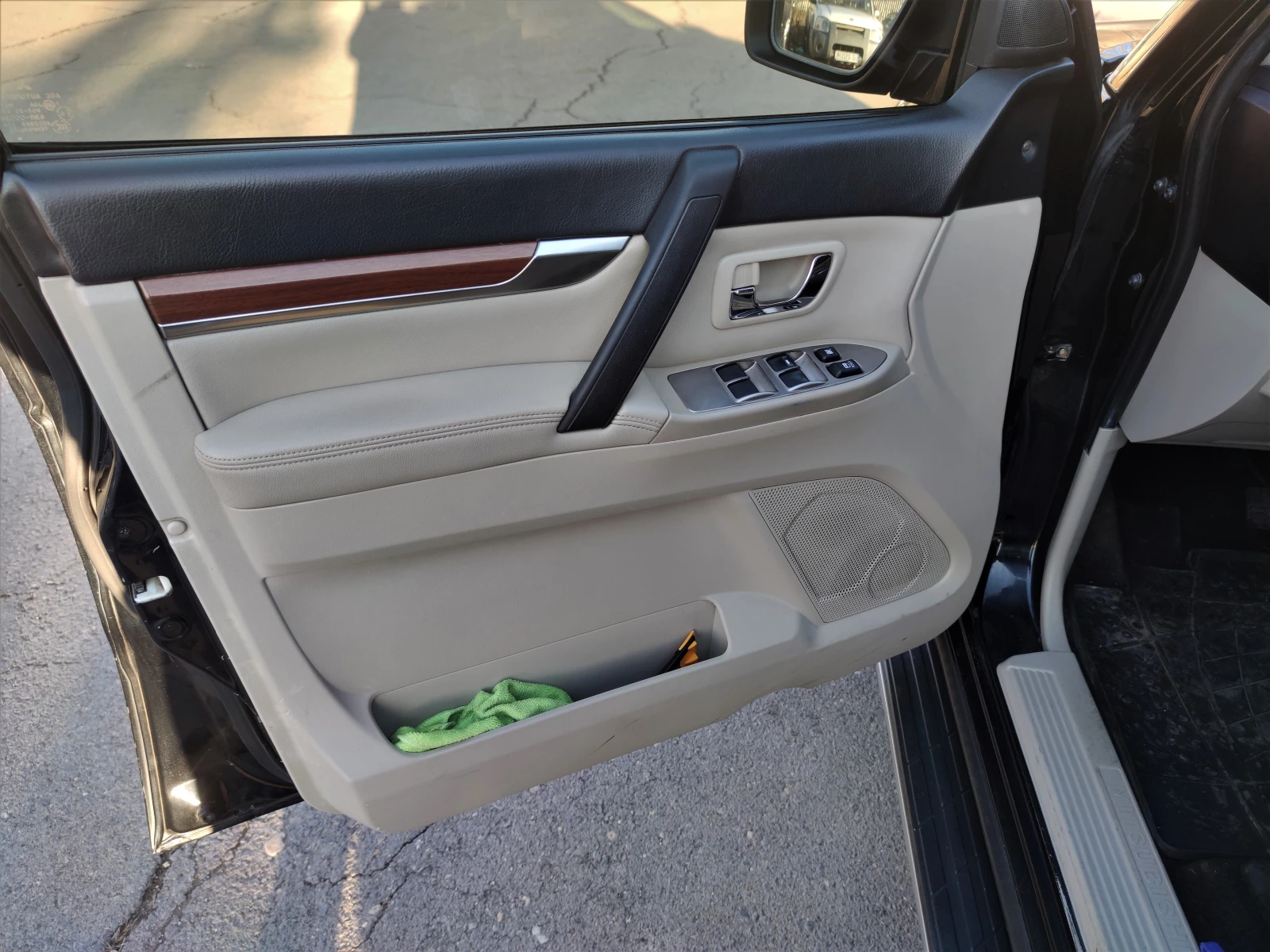 Mitsubishi Pajero 3.2 DID 200  | Mobile.bg   11