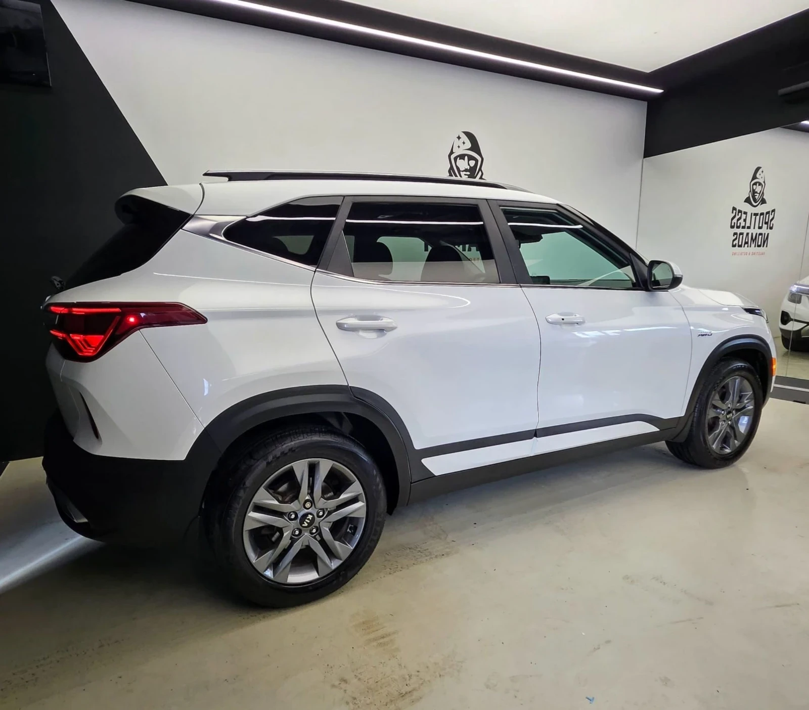 Kia Seltos 2.0-16V-AWD-Automat-АГУ-Пропан - изображение 8