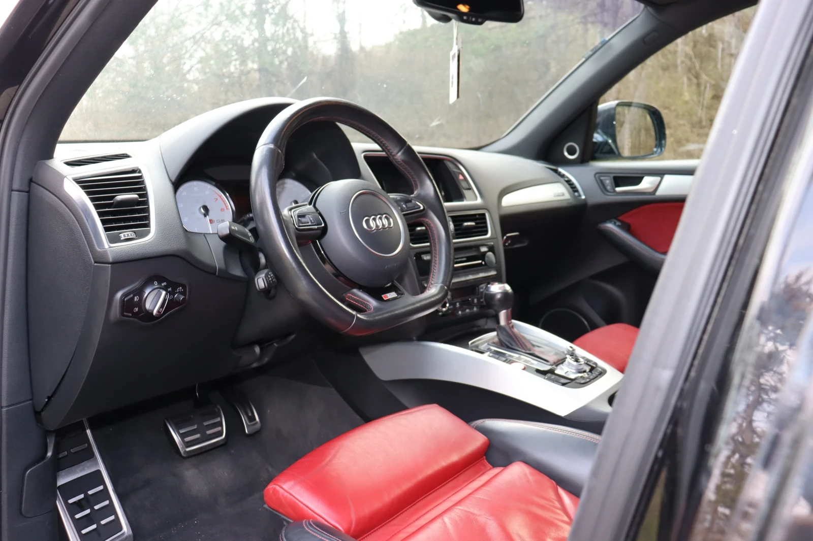 Audi SQ5 3.0 TFSI, снимка 7 - Автомобили и джипове - 53987154