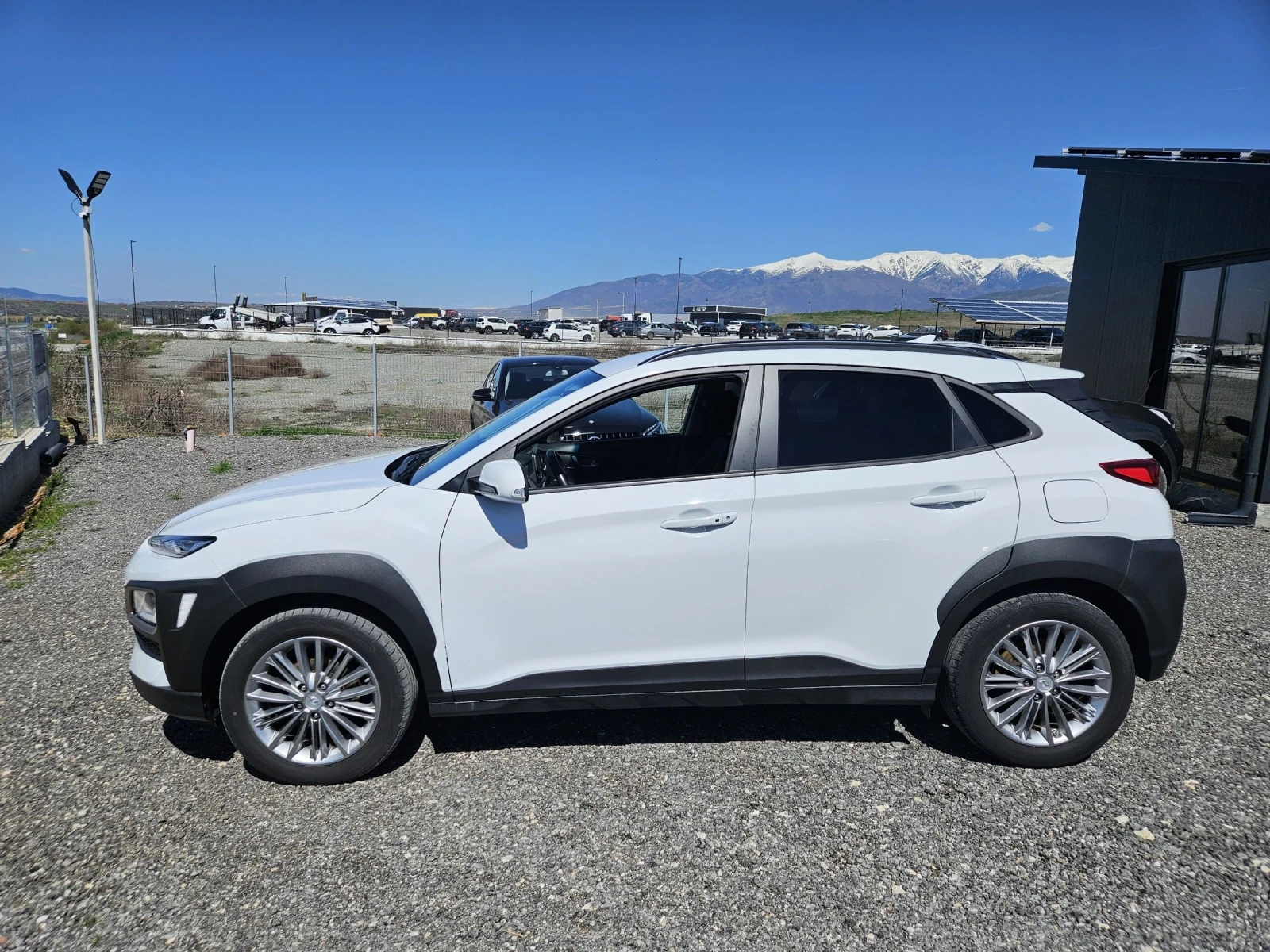 Hyundai Kona 1.6crdi Navi euro6, снимка 8 - Автомобили и джипове - 54148474