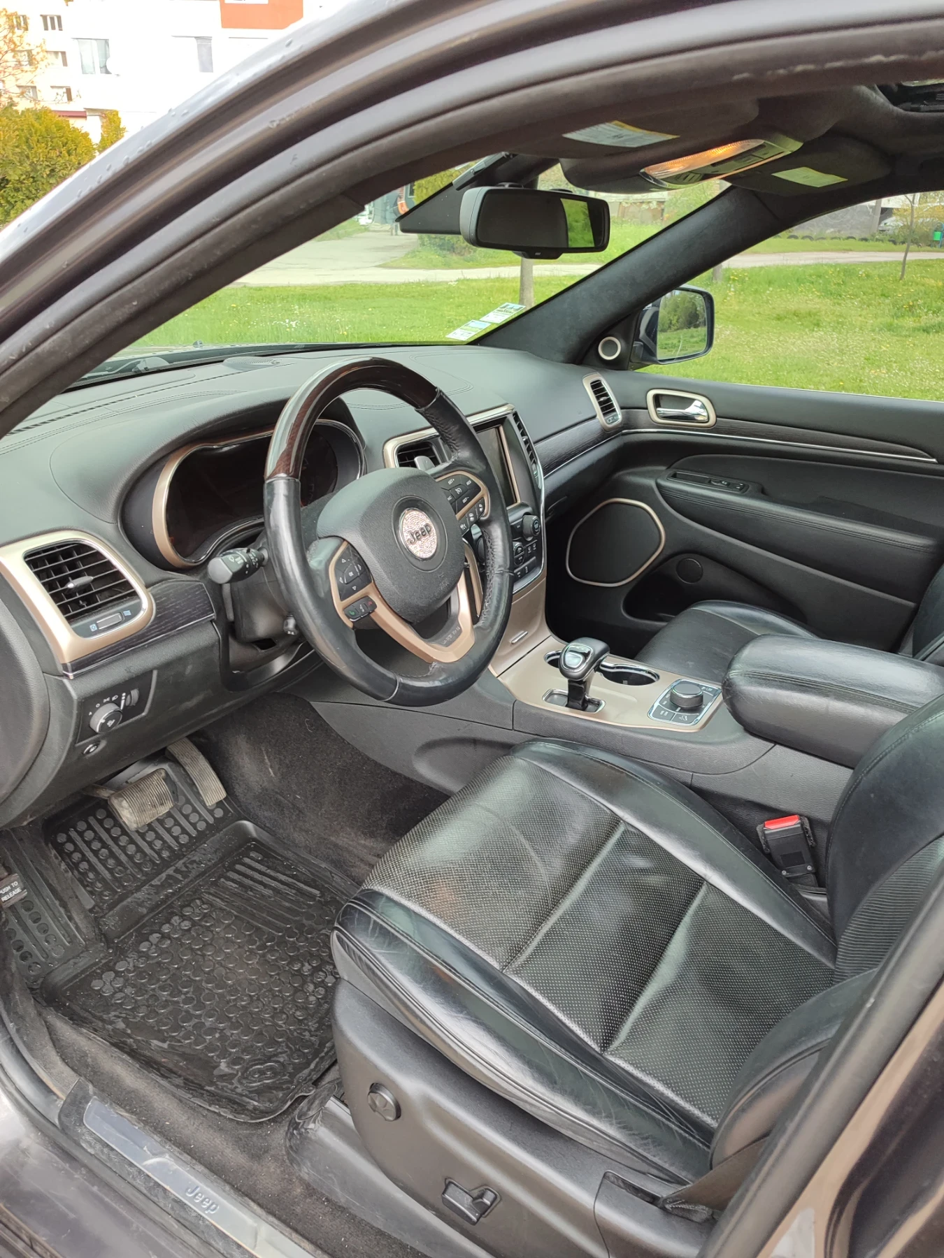 Jeep Grand cherokee 3.6 SUMMIT, снимка 6 - Автомобили и джипове - 54207276