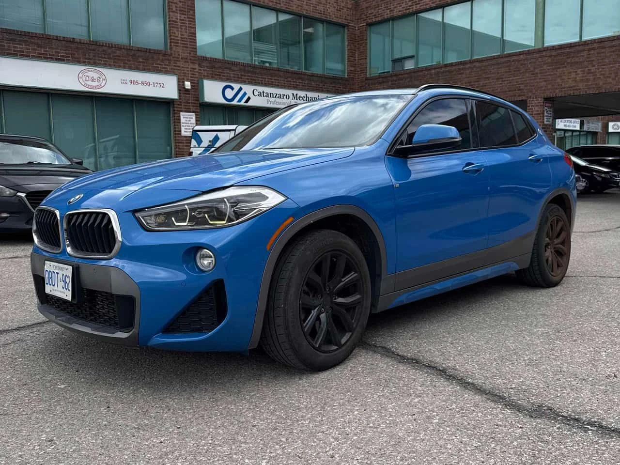 BMW X2 XDRIVE28I * FULL M PACK* HEAD UP* ПОДГРЕВИ* КАМЕРА
