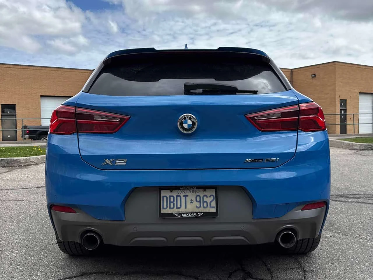 BMW X2 XDRIVE28I * FULL M PACK* HEAD UP* ПОДГРЕВИ* КАМЕРА, снимка 5 - Автомобили и джипове - 54399286