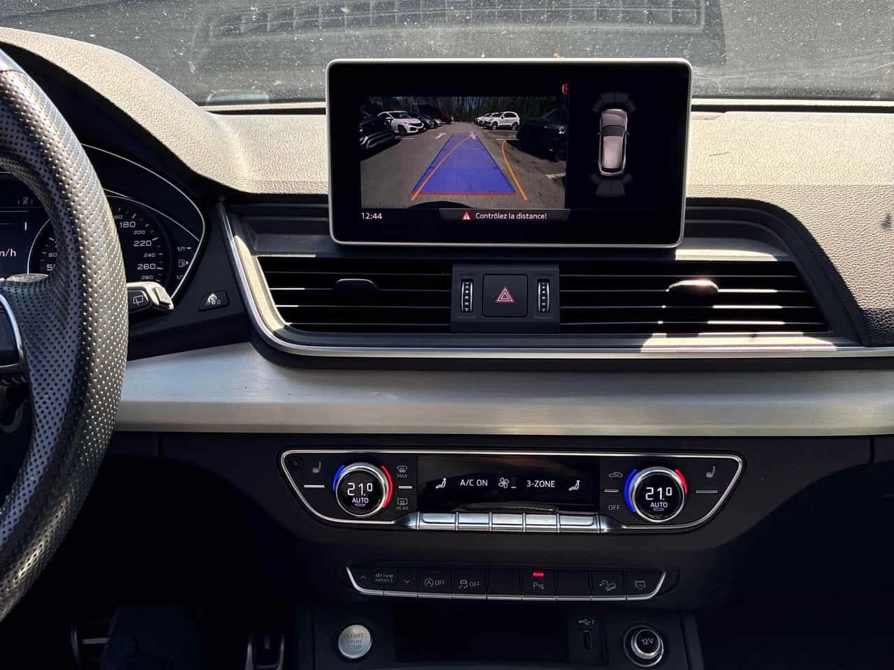 Audi Q5 Progressiv/ПОДГРЕВИ/ПАНОРАМА/ВТОРИ ГУМИ, снимка 9 - Автомобили и джипове - 54623324