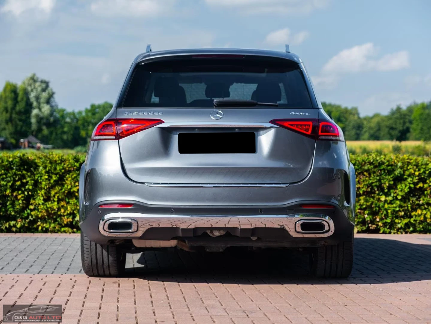 Mercedes-Benz GLE 350 de/4MATIC/320HP/AMG/PREMIUM/PANO/DIGI/AHK/CAM/352q, снимка 4 - Автомобили и джипове - 54702564
