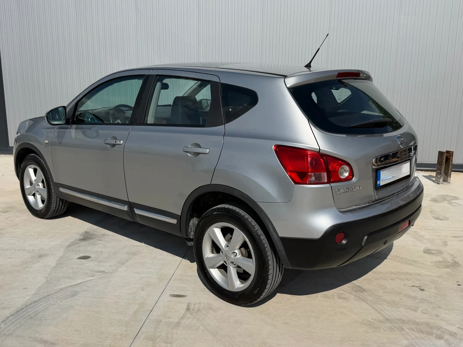 Nissan Qashqai 1.5* 4X4* Кожа* Подгрев* Панорама* , снимка 4 - Автомобили и джипове - 54823169