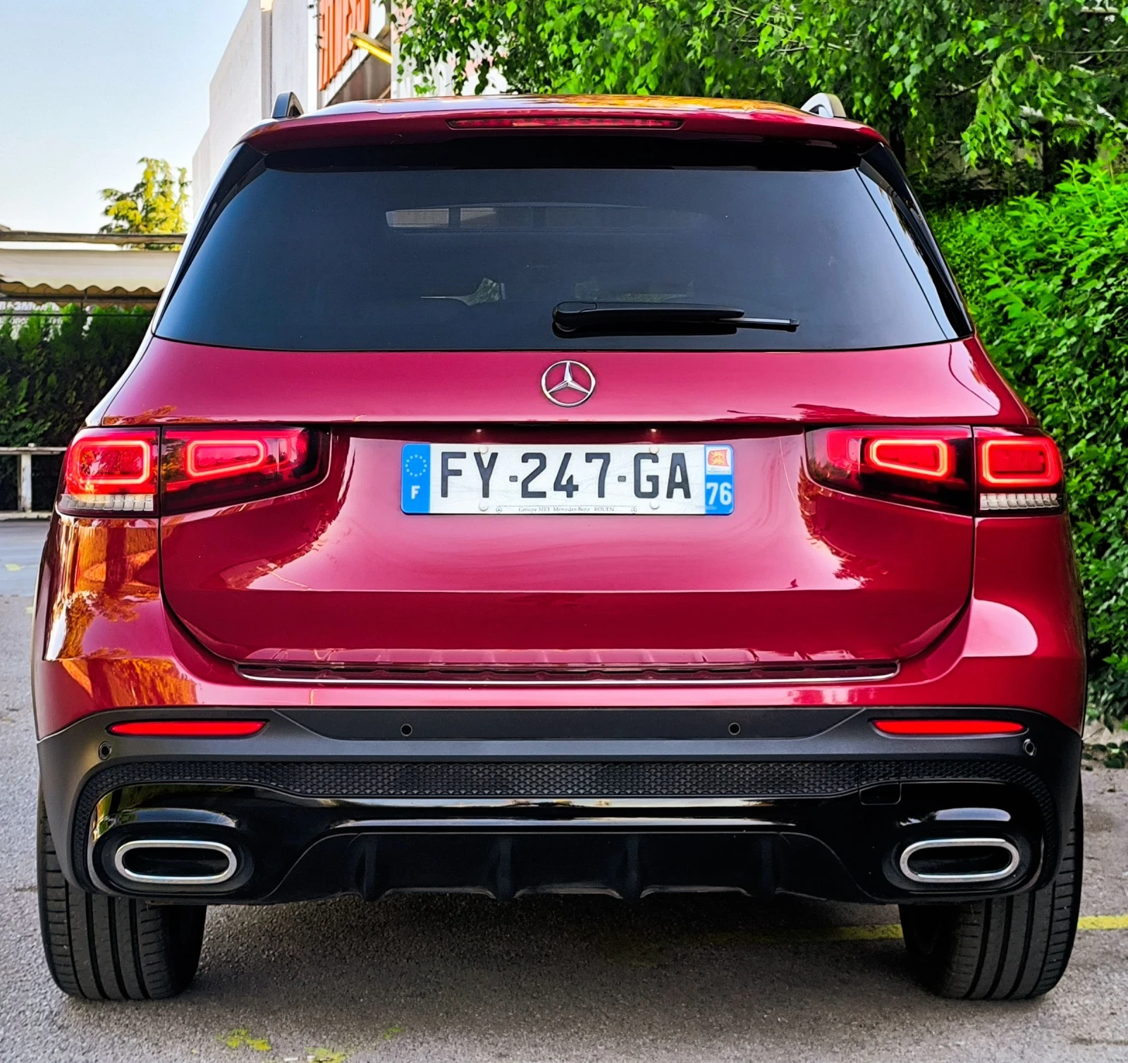 Mercedes-Benz GLB 200 D AMG LINE ПАНОРАМА 7-МЕСТА, снимка 5 - Автомобили и джипове - 54905086
