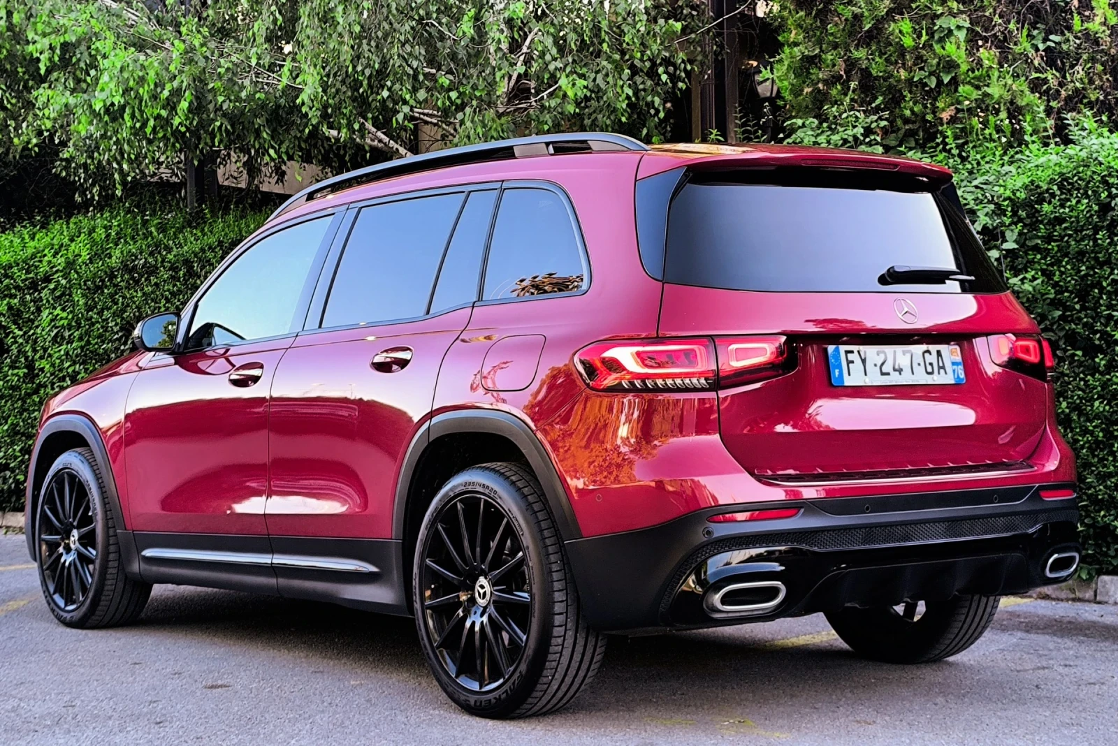 Mercedes-Benz GLB 200 D AMG LINE ПАНОРАМА 7-МЕСТА, снимка 6 - Автомобили и джипове - 54905086