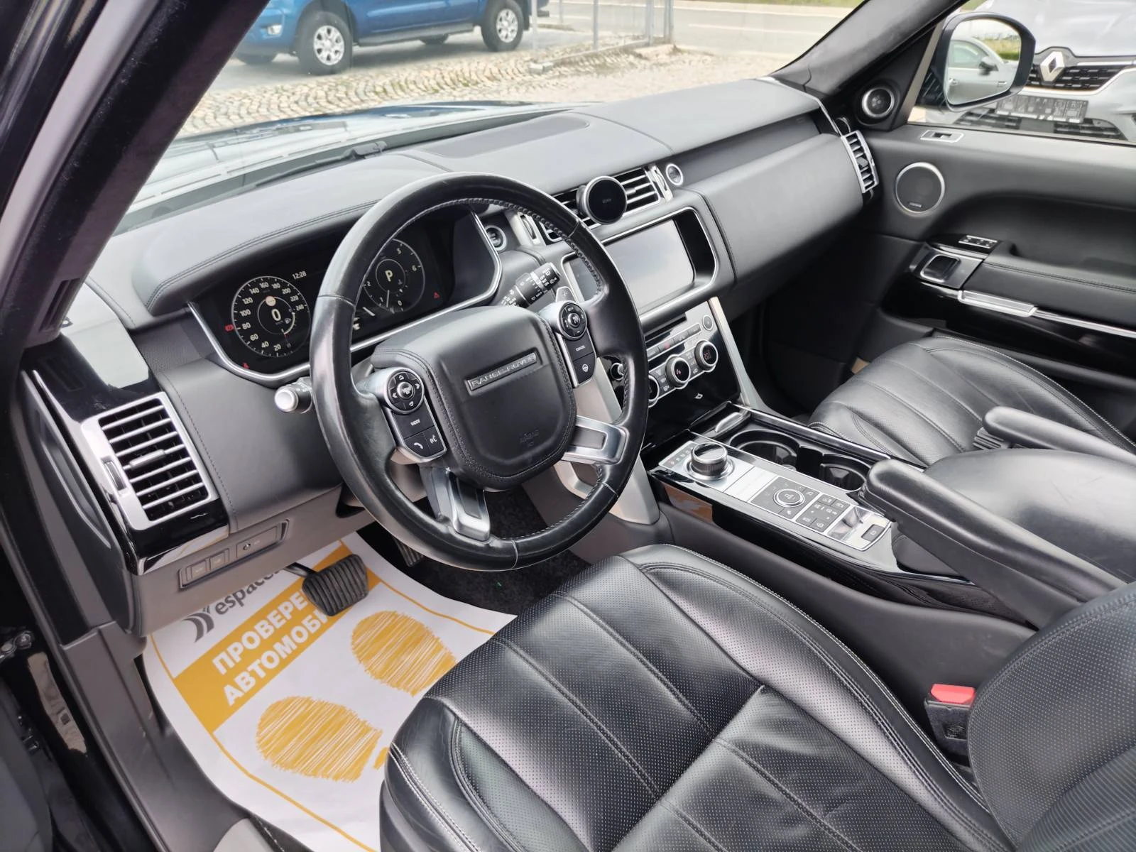 Land Rover Range rover 4.4/SDV8/Autobiography/N1, снимка 12 - Автомобили и джипове - 54916276