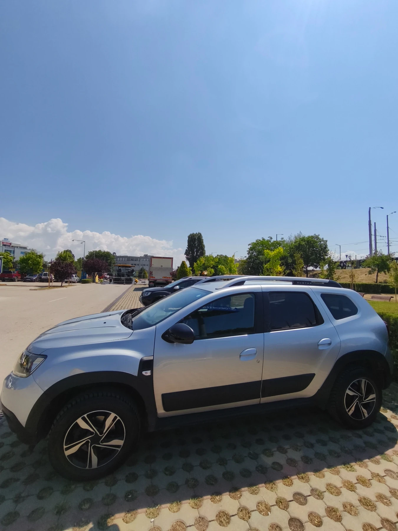 Dacia Duster TCe-100 Eco-G, снимка 14 - Автомобили и джипове - 55313808