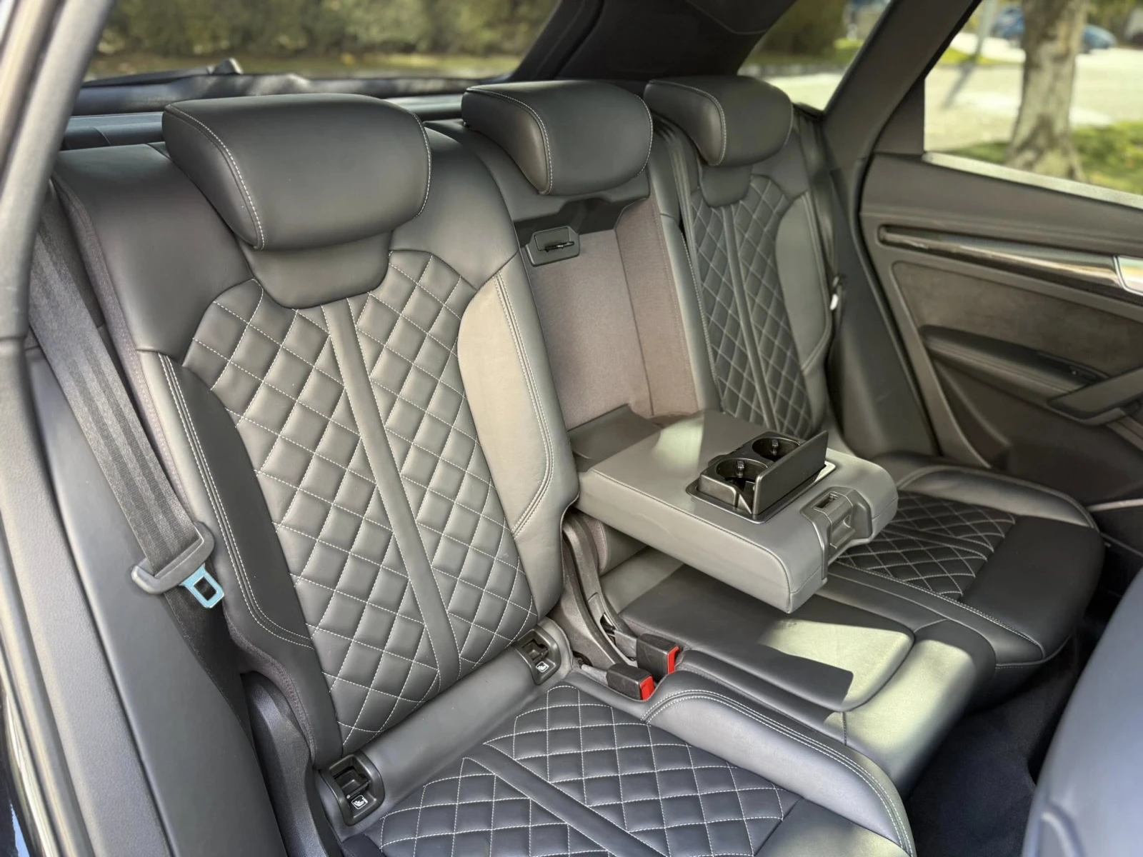 Audi SQ5 FULL EXSLUSIVE CH, снимка 8 - Автомобили и джипове - 55516169
