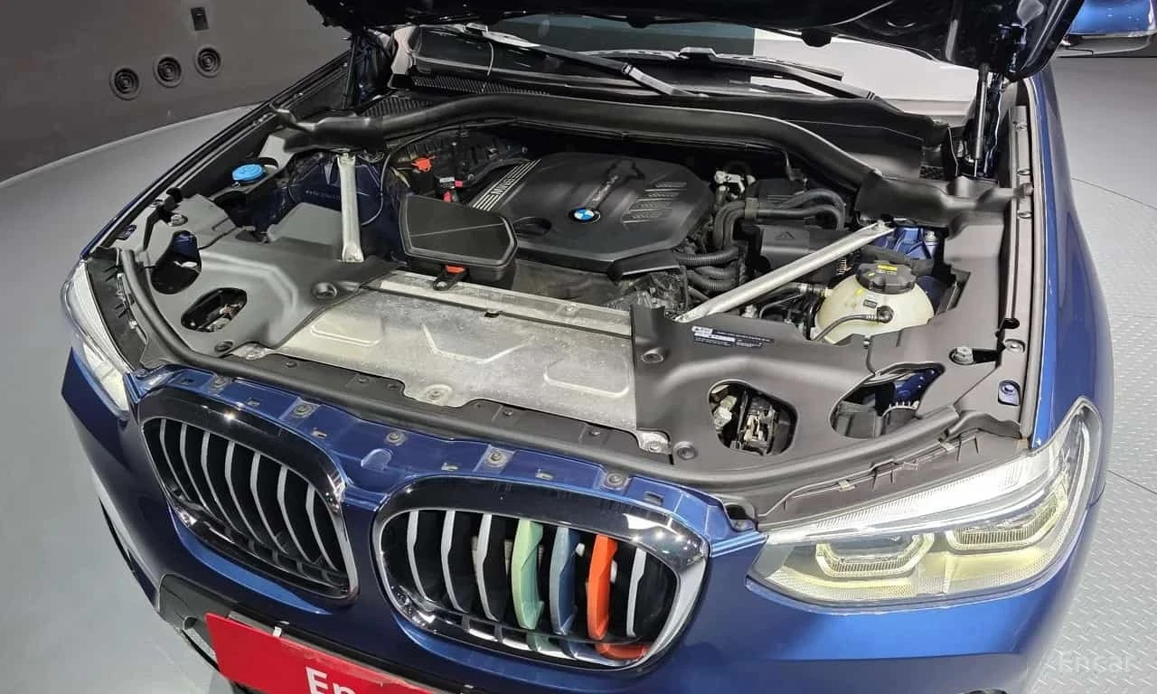 BMW X3 * xDrive 20d * АВТОКРЕДИТ БЕЗ ПЪРВОНАЧАЛНА, снимка 6 - Автомобили и джипове - 56211217